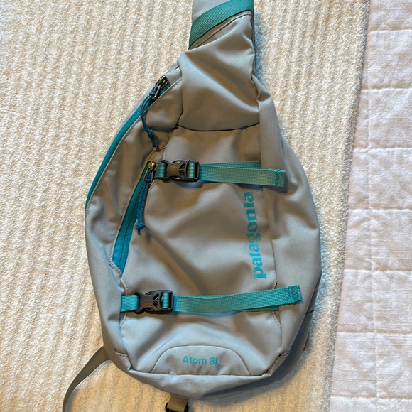 Patagonia Handbags - Patagonia Atom 8L Sling bag